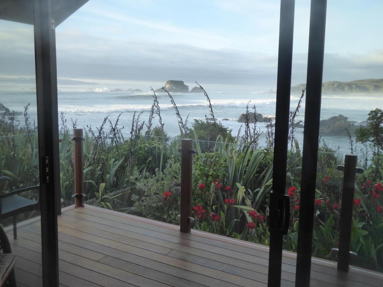 The Bay House Beachfront Accommodation Cape Foulwind Exterior foto